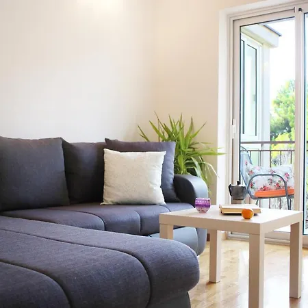 Adrian Apartman *
